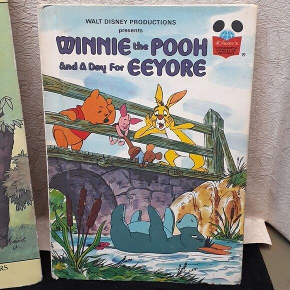 Winnie the Pooh and Disney bundle - Picture 7 of 10